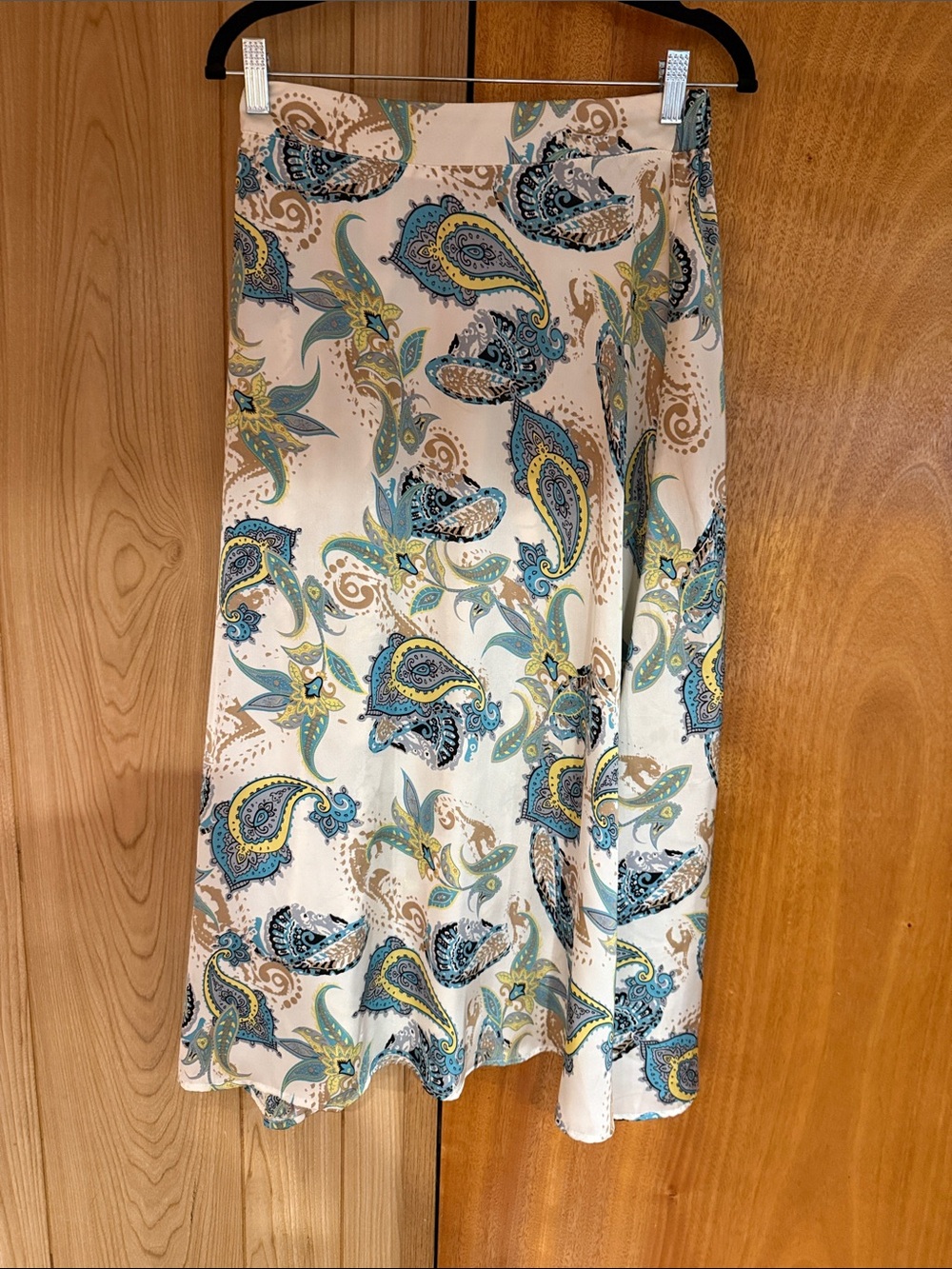 Metro Wear Patterned Skirt